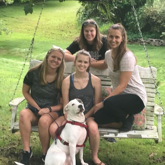 Meet your Posher, Marianna - Picture 1 of 1